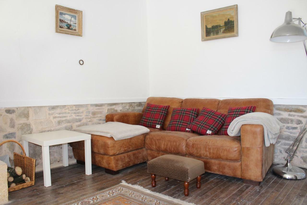 The Old Forge Appartement La Rouaudiere Buitenkant foto